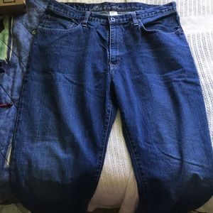 35x34 Eddie Bauer men’s jeans